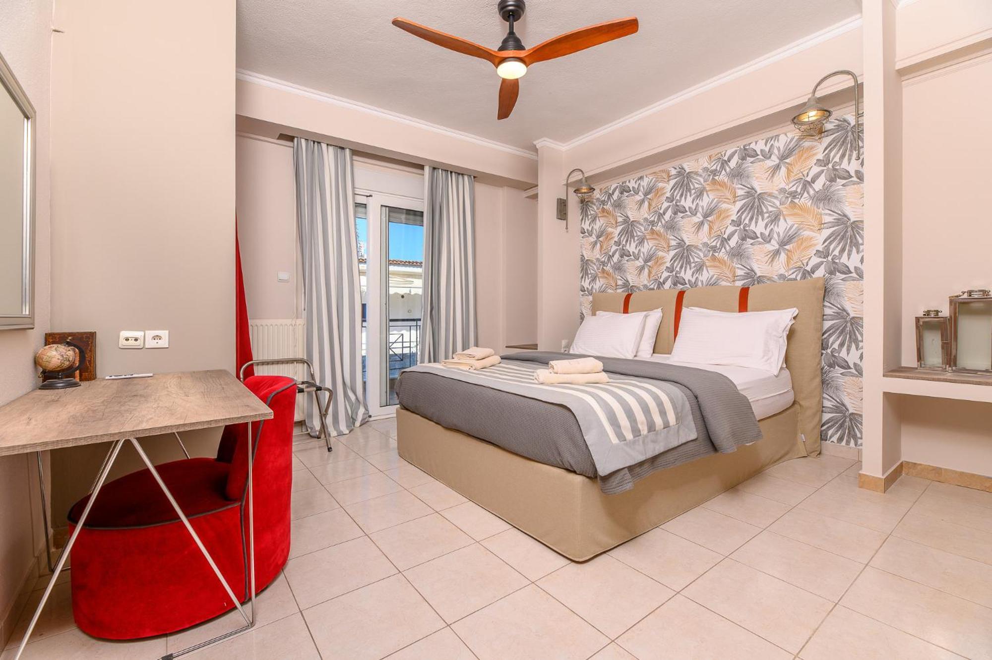 Ikies Luxury Apartments Ofrinion Exterior photo
