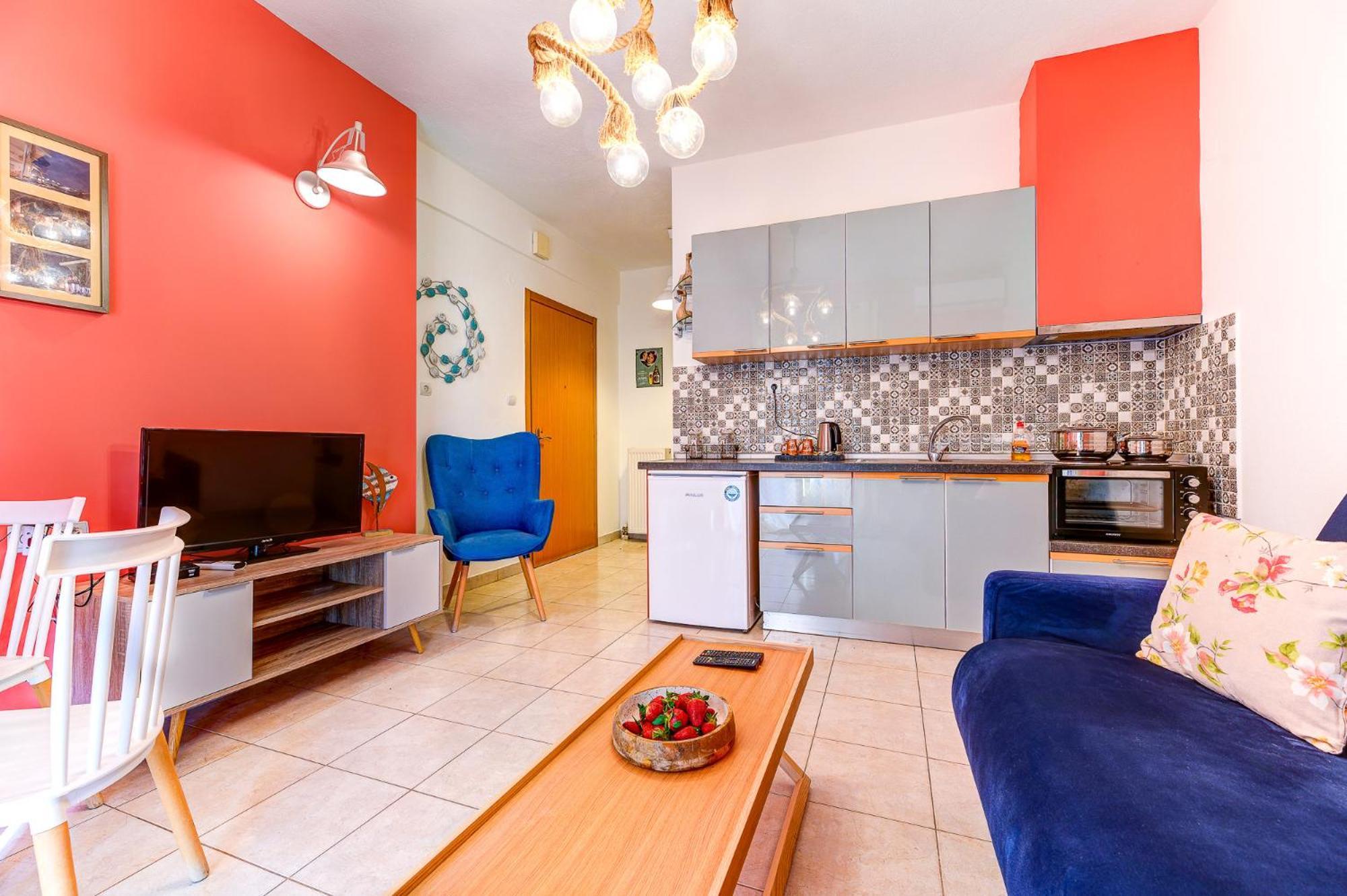 Ikies Luxury Apartments Ofrinion Exterior photo