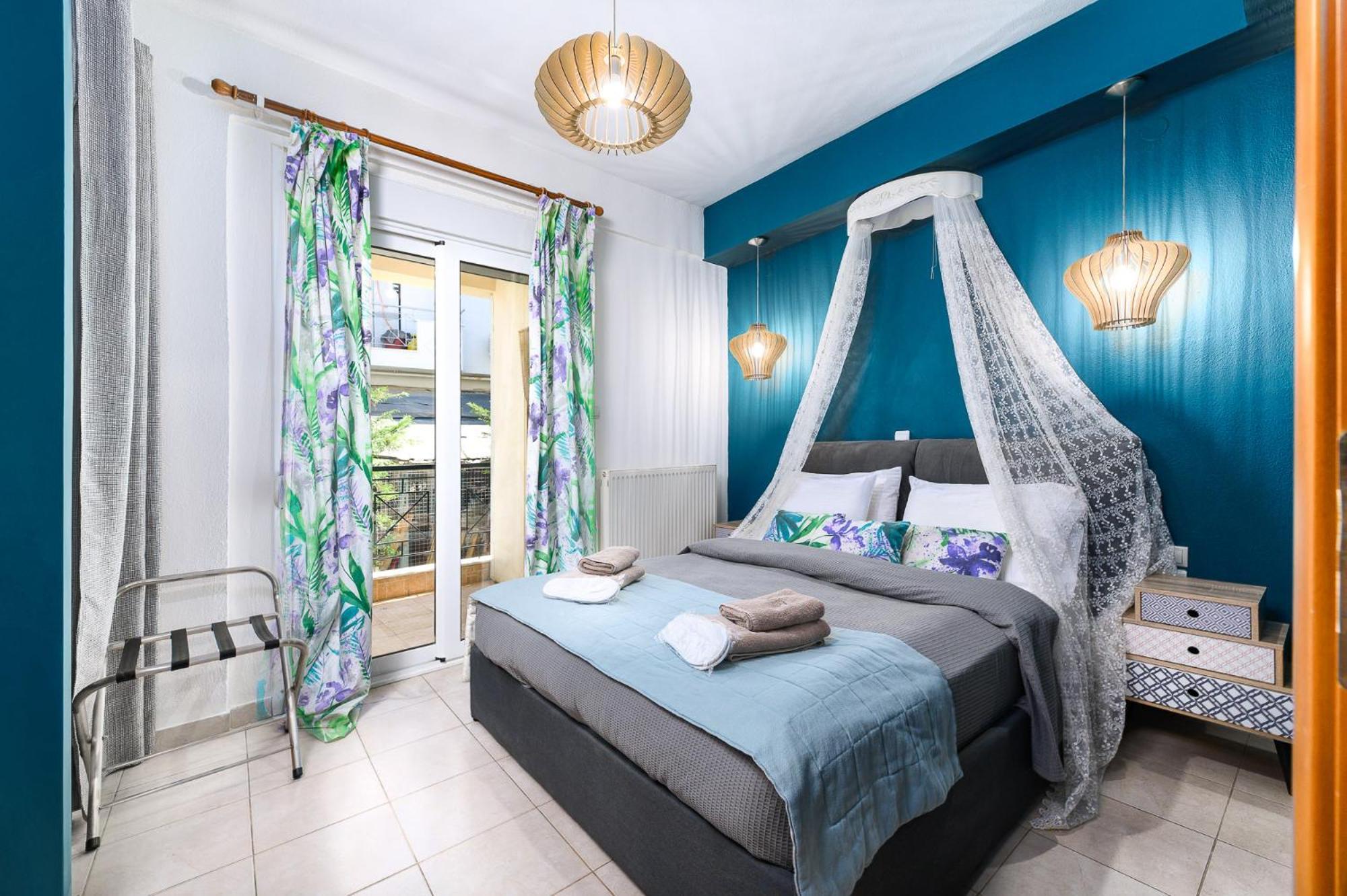 Ikies Luxury Apartments Ofrinion Exterior photo